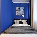 Elegant On Magheru Boulevard - The Art Of Living Simply * Bukarest