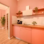 Elegant On Magheru Boulevard - The Art Of Living Simply Lägenhet