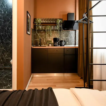 Elegant On Magheru Boulevard - The Art Of Living Simply *