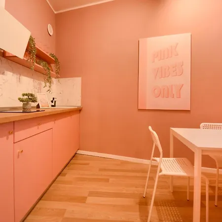 Elegant On Magheru Boulevard - The Art Of Living Simply דירה בוקרשט