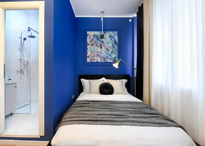 Elegant On Magheru Boulevard - The Art Of Living Simply * Bukareszt