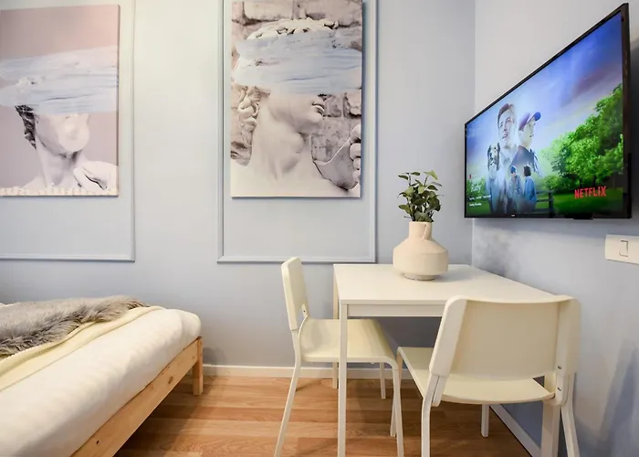 Elegant On Magheru Boulevard - The Art Of Living Simply Bucureşti