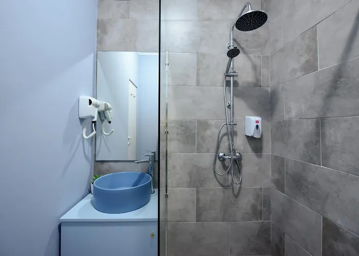 Elegant On Magheru Boulevard - The Art Of Living Simply *