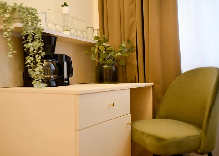 Elegant On Magheru Boulevard - The Art Of Living Simply