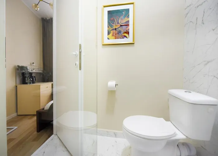 Apartament Elegant On Magheru Boulevard - The Art Of Living Simply *