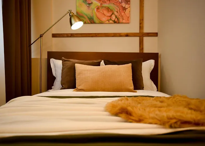 Elegant On Magheru Boulevard - The Art Of Living Simply Apartament