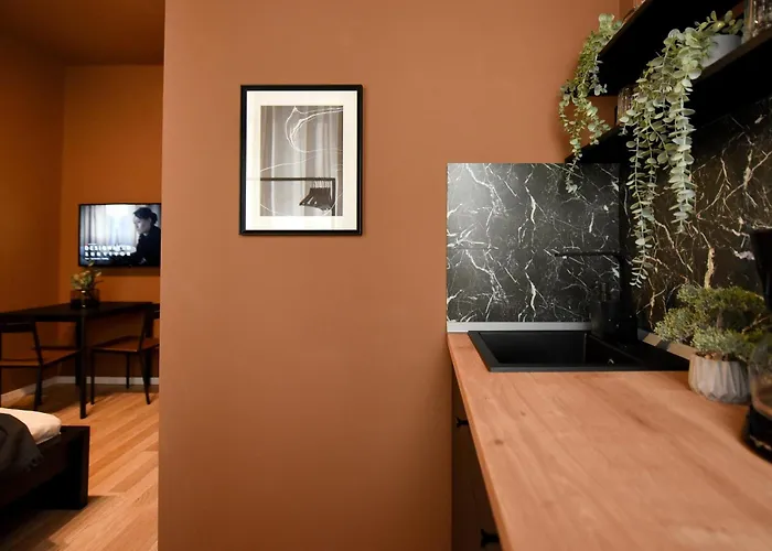 Elegant On Magheru Boulevard - The Art Of Living Simply Bucureşti