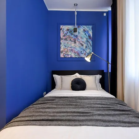 Elegant On Magheru Boulevard - The Art Of Living Simply * Bukareszt