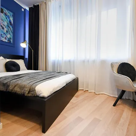 Apartament Elegant On Magheru Boulevard - The Art Of Living Simply *