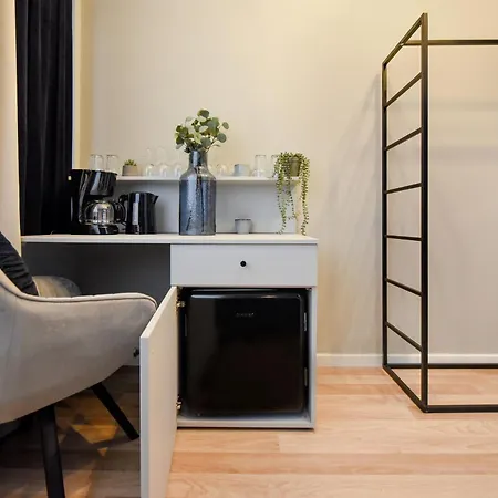 Elegant On Magheru Boulevard - The Art Of Living Simply