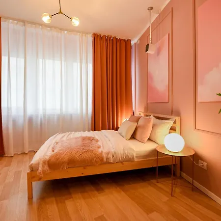 Elegant On Magheru Boulevard - The Art Of Living Simply