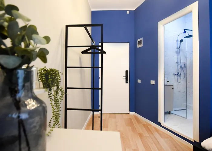 Elegant On Magheru Boulevard - The Art Of Living Simply Apartment Bucharest