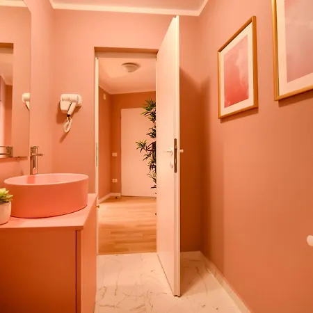 Elegant On Magheru Boulevard - The Art Of Living Simply Апартаменты Бухарест
